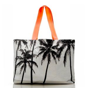 Aloha Collection Kalapana Holo Holo Reversible Tote